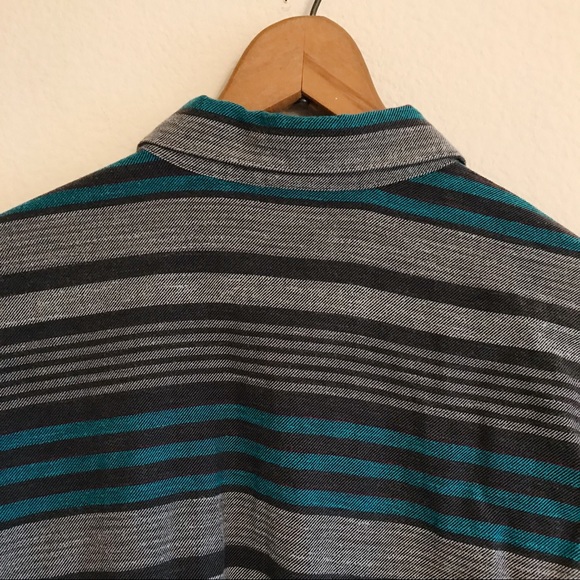 Patagonia women’s casual striped button down - Picture 7 of 7